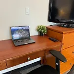 Cozy Motel Studio With Kitchenette - 9